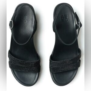 Abeo Black Strappy Women's Sandals size 10 NWT